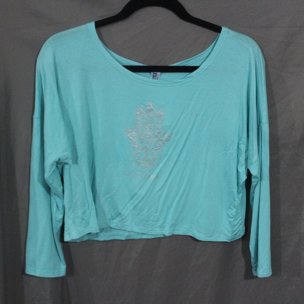 Tshirt, cropped, 3/4 Sleeve, silver design (peace sign, Shakti Shahti)